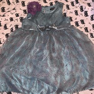 Zunie Formal girls dress